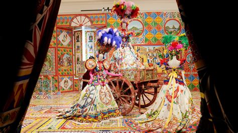 mostra dolce gabbana palazzo reale